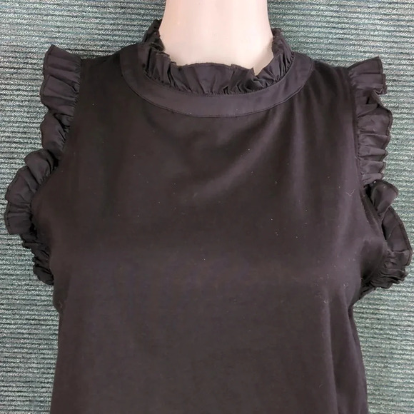Banana Republic Ruffle Couture Tee - Picture 3 of 9